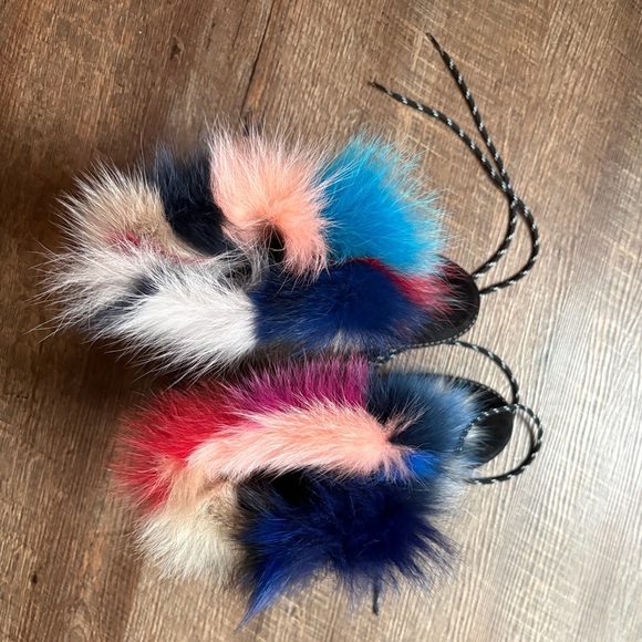 Stuart Weitzman Yukon Booties black suede leather ranit fur trim heels boots 9.5 - Picture 11 of 13